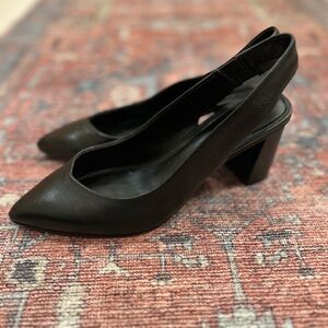 Banana Republic Black Slingback Pump